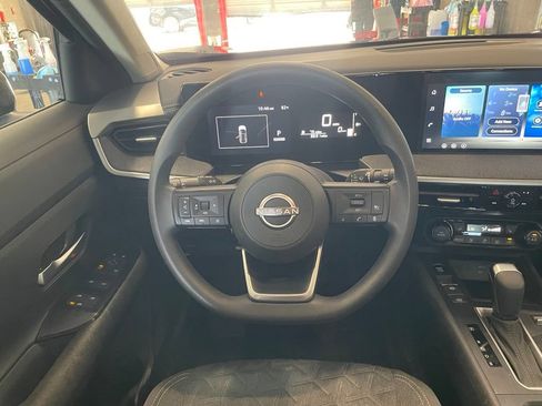 Used 2026 Nissan Kicks SV w/ Cold Weather Package AWD/4WD image 12