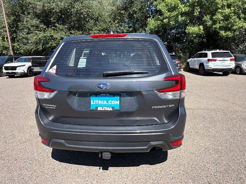 Used 2022 Subaru Forester AWD/4WD image 6