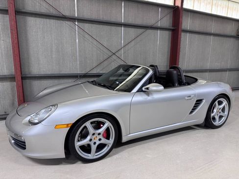 Used 2006 Porsche Boxster S RWD image 4