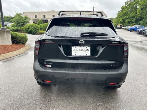 New 2026 Nissan Kicks SV w/ Cold Weather Package AWD/4WD image 6