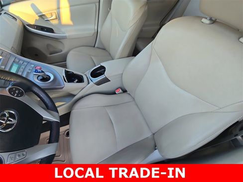 Used 2015 Toyota Prius Four image 15