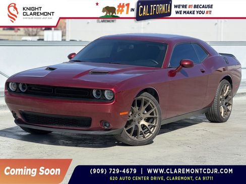Used 2023 Dodge Challenger SXT w/ Blacktop Package image 1