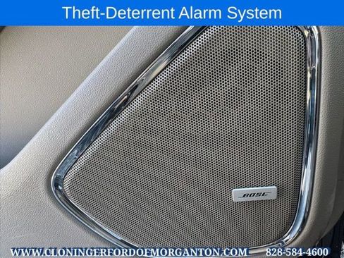 Used 2015 Chevrolet Suburban LTZ image 28