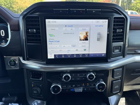 Used 2023 Ford F150 Lariat w/ Equipment Group 502A High image 33