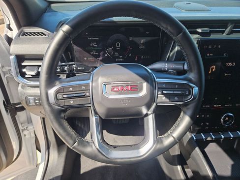 Used 2025 GMC Terrain Elevation image 18