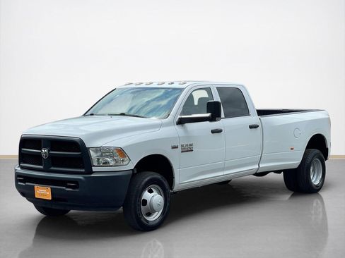 Used 2017 RAM 3500 Tradesman w/ Protection Group AWD/4WD image 3