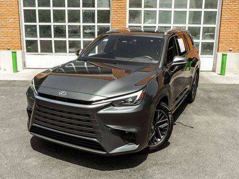 Used 2024 Lexus TX 350 AWD image 2