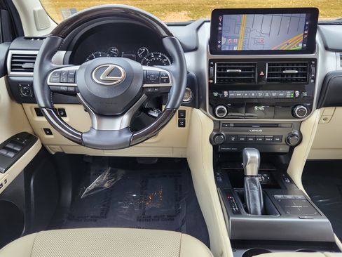 Used 2023 Lexus GX 460 Premium image 17