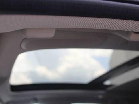 Used 2023 Acura RDX AWD w/ Advance Package image 8