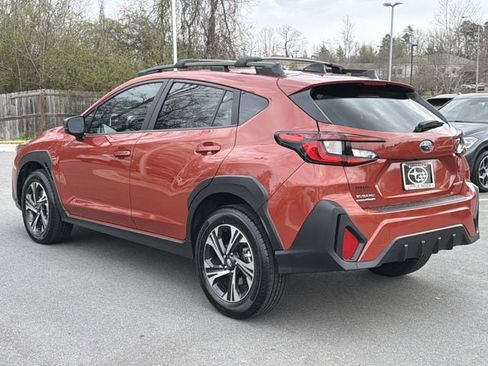 Used 2024 Subaru Crosstrek 2.0i Premium image 5