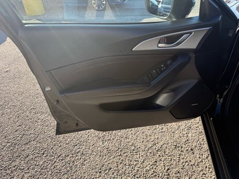 Used 2017 MAZDA MAZDA3 Touring w/ Popular Equipment Package image 12