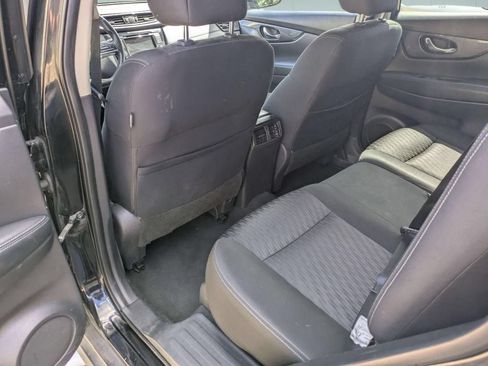 Used 2020 Nissan Rogue SV AWD/4WD image 22