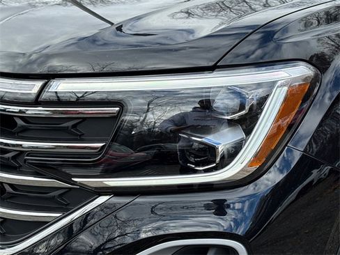 New 2026 Volkswagen Atlas SE image 7