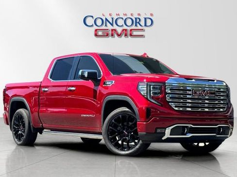 Used 2023 GMC Sierra 1500 Denali AWD/4WD image 2