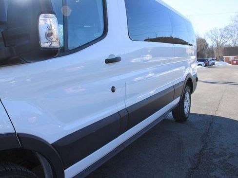 Used 2024 Ford Transit 350 XLT image 41