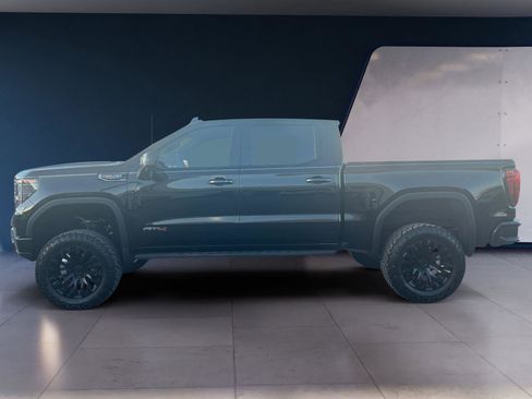 Used 2025 GMC Sierra 1500 AT4 w/ AT4 Premium Package image 2