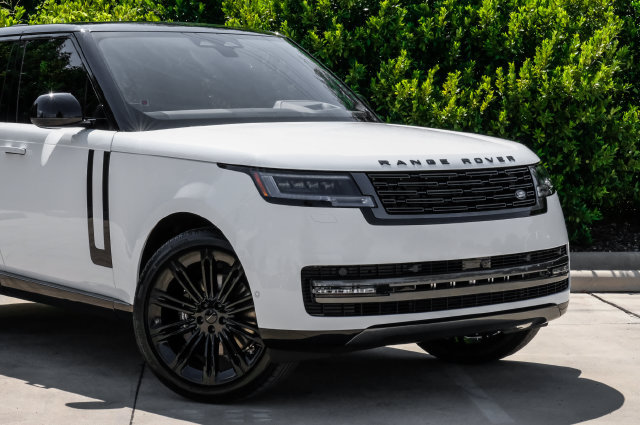 New 2026 Land Rover Range Rover SE AWD/4WD image 9