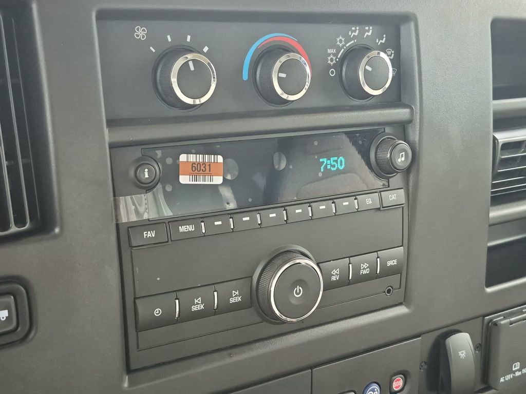 New 2025 GMC Savana 3500 w/ Power Convenience Package RWD image 25