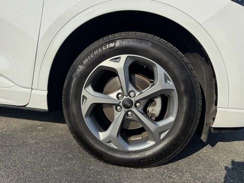 Certified 2023 Ford Escape ST-Line w/ Tech Pack #1 image 14