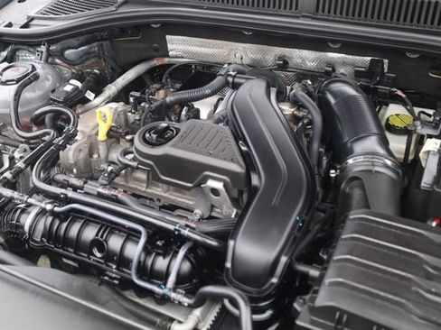 Certified 2025 Volkswagen Jetta Sport FWD image 24