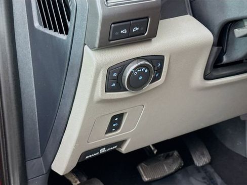 Used 2022 Ford F250 XLT w/ XLT Premium Package image 10