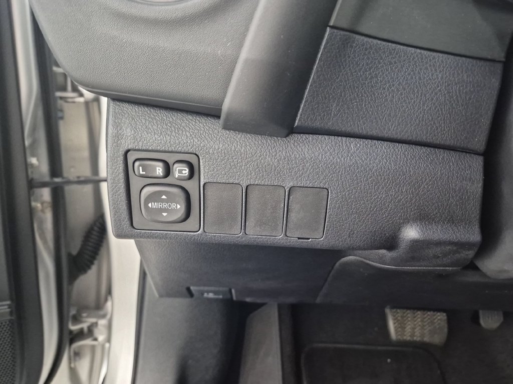 Used 2016 Scion iM FWD image 12