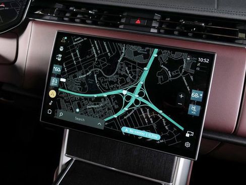 New 2025 Land Rover Range Rover SE image 14