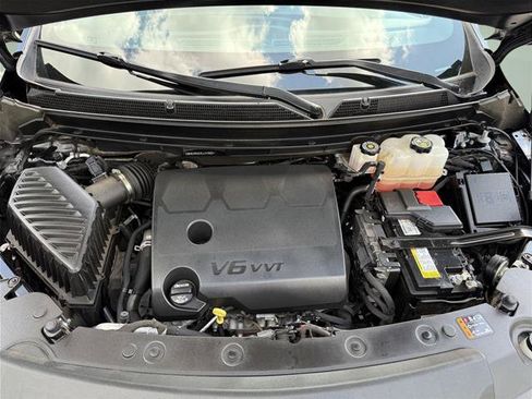 Used 2023 Buick Enclave Essence AWD/4WD image 23