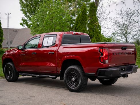 Used 2025 Chevrolet Colorado W/T w/ Advanced Trailering Package image 8