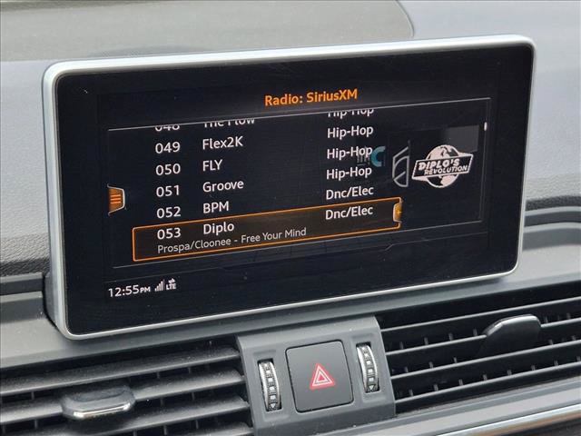 Used 2019 Audi Q5 2.0T Premium Plus w/ Premium Plus Package AWD/4WD image 14