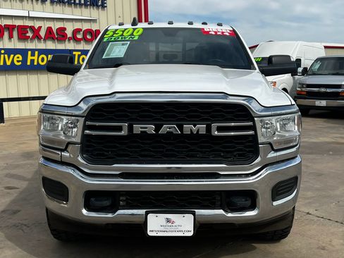 Used 2022 RAM 2500 Tradesman AWD/4WD image 4