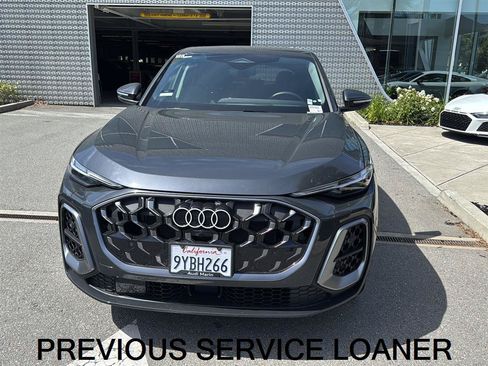 Used 2025 Audi Q5 Premium Plus w/ Premium Plus AWD/4WD image 2