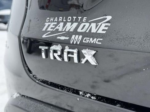 Used 2025 Chevrolet Trax LT image 7