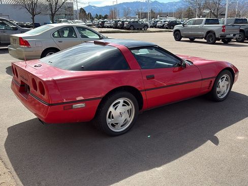 Used 1989 Chevrolet Corvette Coupe image 4