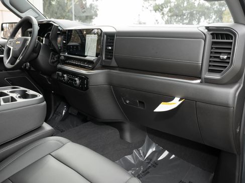 New 2026 Chevrolet Silverado 1500 LT w/ Leather Package image 37