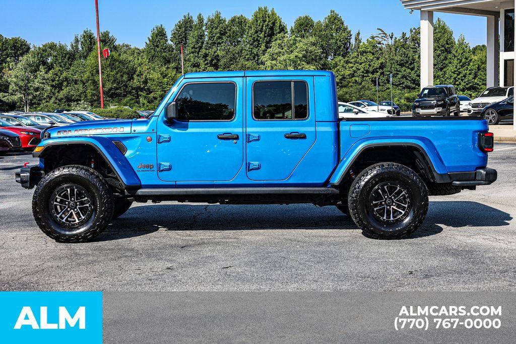 Used 2021 Jeep Gladiator Rubicon w/ Dual Top Group AWD/4WD image 8