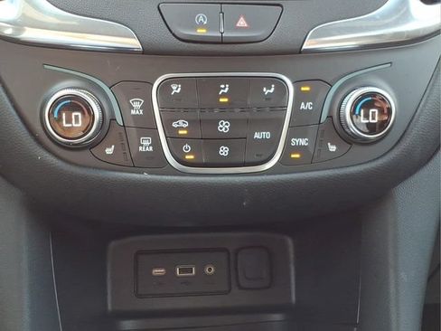 Used 2024 Chevrolet Equinox LT w/ LPO, Floor Liner Package AWD/4WD image 19