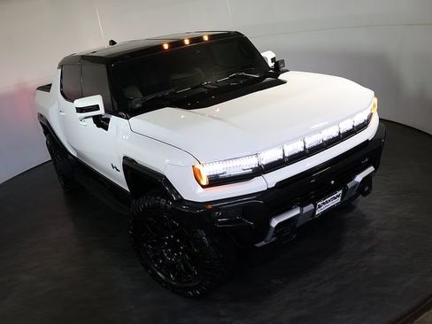Used 2025 GMC Hummer EV 2X w/ LPO, Illumination Package AWD/4WD image 7