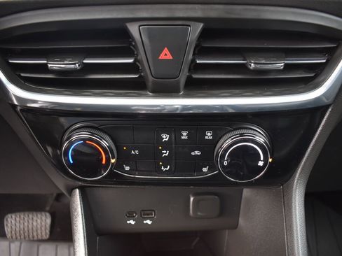 Used 2025 Buick Encore GX Sport Touring w/ Comfort Package image 23