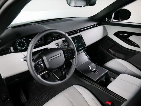 New 2026 Land Rover Range Rover Evoque S AWD/4WD image 17