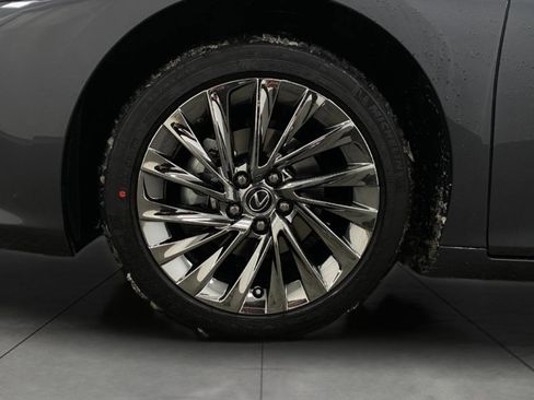 New 2025 Lexus ES 350 w/ Luxury Package image 12