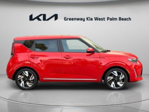 Certified 2024 Kia Soul GT-Line w/ Option Group 020 FWD image 8