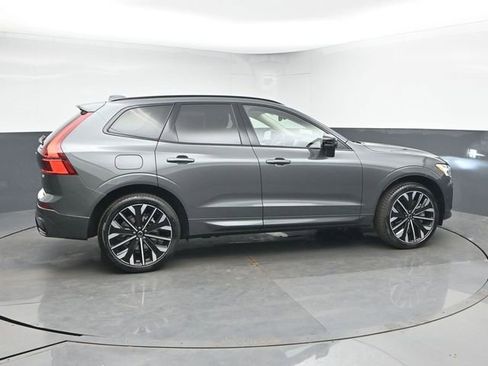 New 2026 Volvo XC60 T8 Ultra w/ Protection Package Premier AWD/4WD image 9
