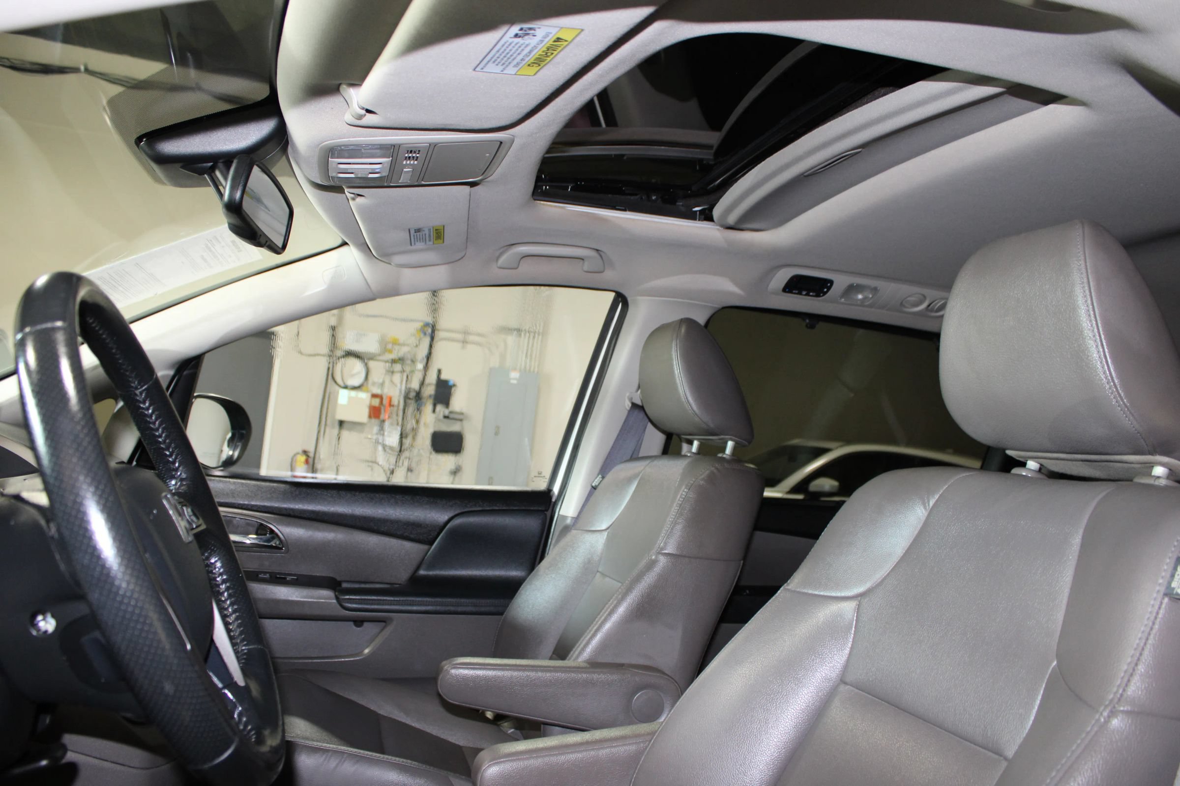 Used 2016 Honda Odyssey EX-L image 24