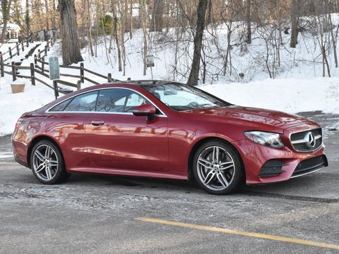Used 2018 Mercedes-Benz E 400 E 400 4MATIC image 12