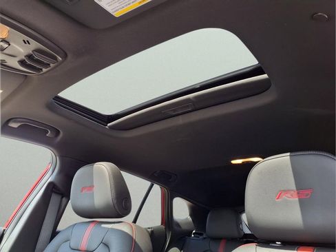 New 2026 Chevrolet Trax RS w/ Sunroof Package FWD image 16