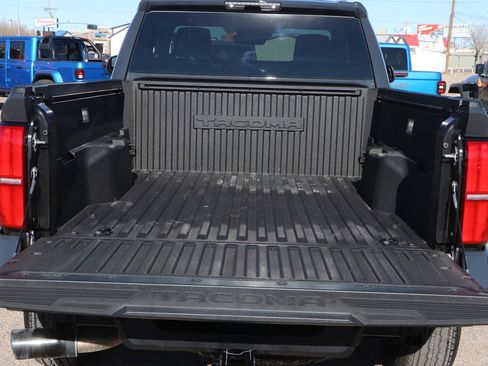 Used 2025 Toyota Tacoma PreRunner w/ TRD Prerunner Upgrade Package image 27