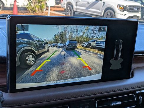 Used 2022 Lincoln Nautilus Reserve image 23