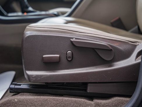 Used 2019 GMC Canyon SLT w/ Driver Alert Package image 37