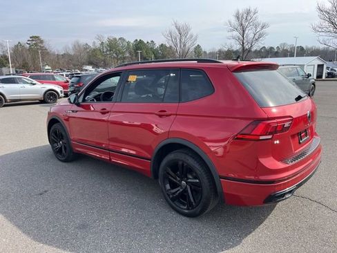 Used 2024 Volkswagen Tiguan SE R-Line image 5